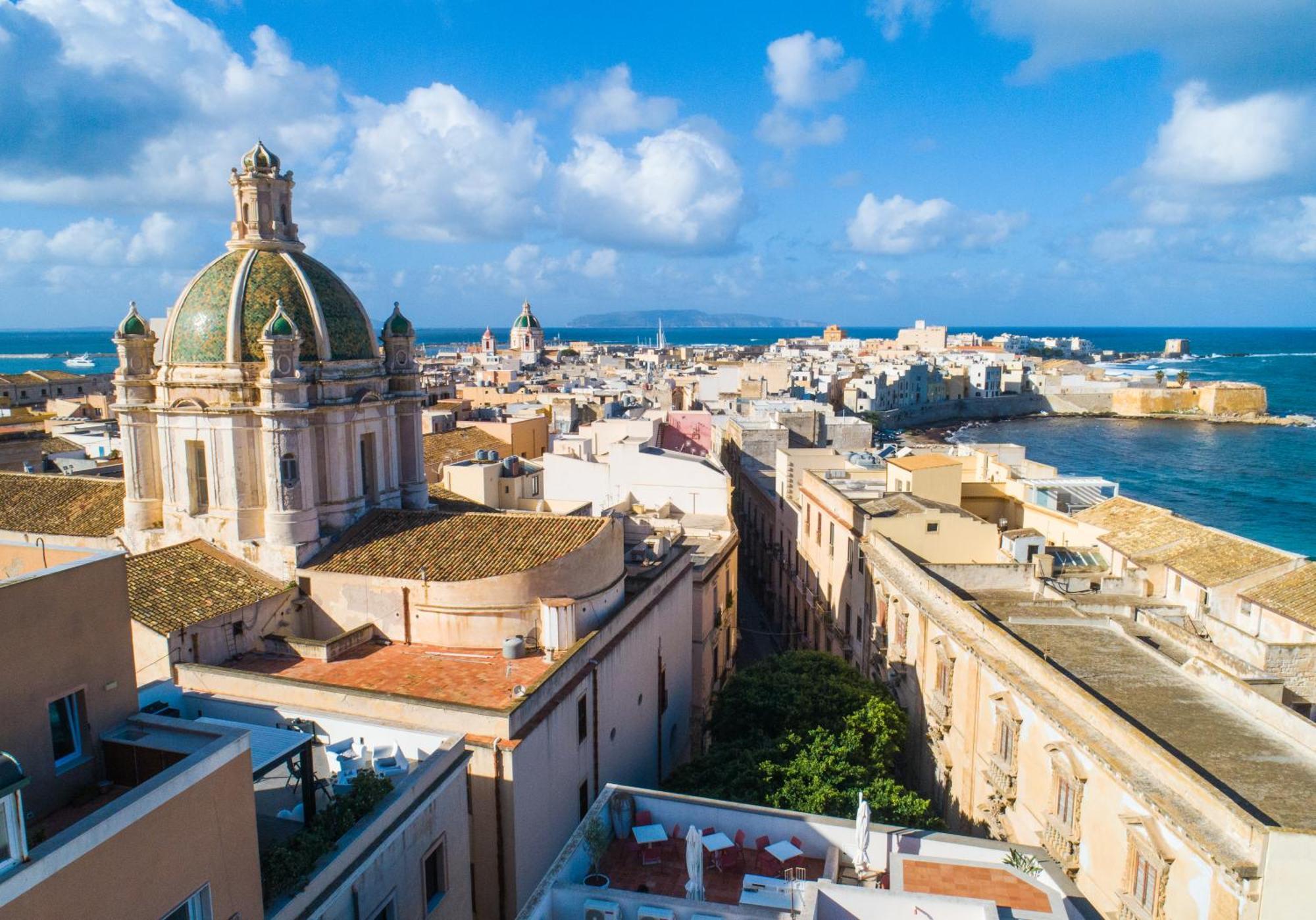 Zibibbo Suites & Rooms - Aparthotel In Centro Storico A トラーパニ エクステリア 写真