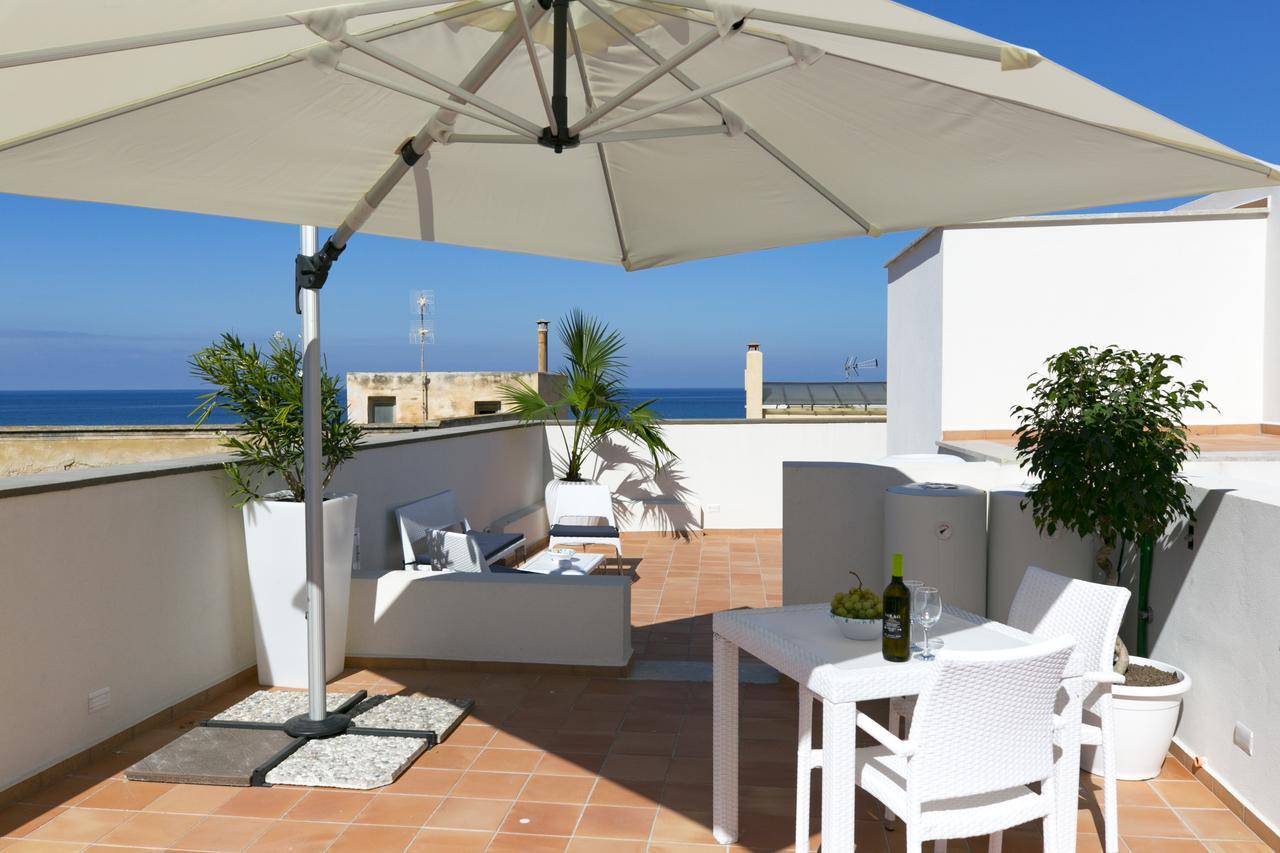 Zibibbo Suites & Rooms - Aparthotel In Centro Storico A トラーパニ エクステリア 写真